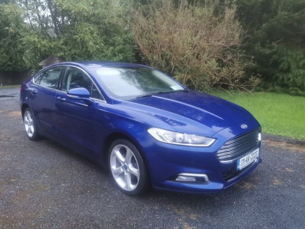 Ford Mondeo Hatchback, Diesel, 2017, Blue