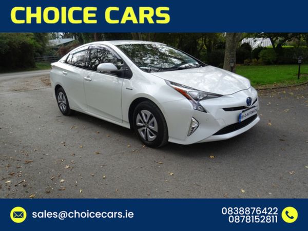 Toyota Prius Hatchback, Petrol Hybrid, 2018, White