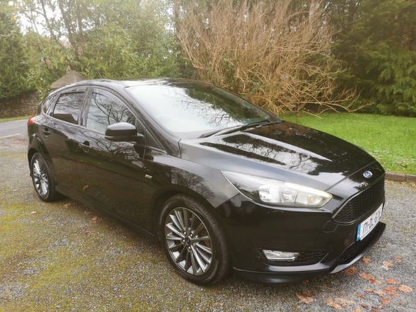 Ford Focus Hatchback, Diesel, 2017, Black