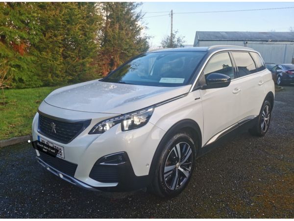 Peugeot 5008 MPV, Diesel, 2018, White