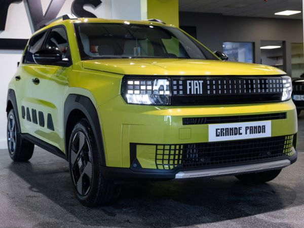 Fiat Grande Panda Hatchback, Electric, 2026, Yellow