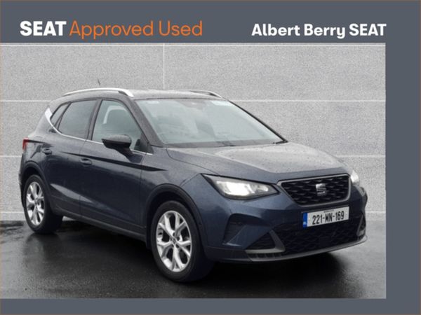 SEAT Arona Hatchback, Petrol, 2022, Grey
