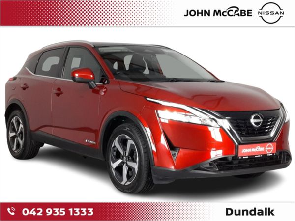 Nissan Qashqai MPV, Petrol, 2023, Red