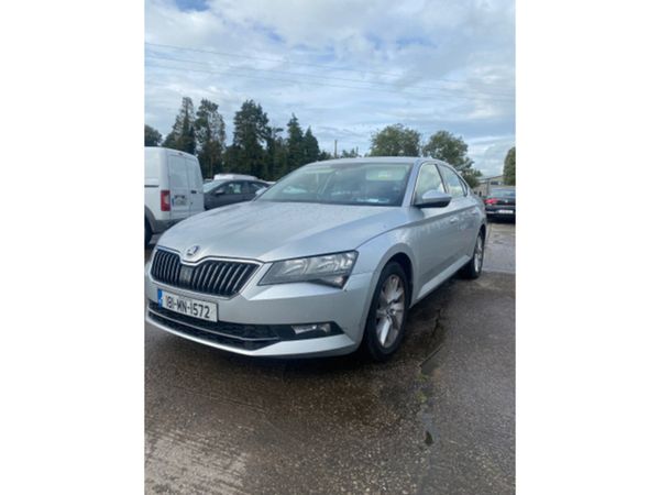 Skoda Superb Hatchback, Diesel, 2018, Silver
