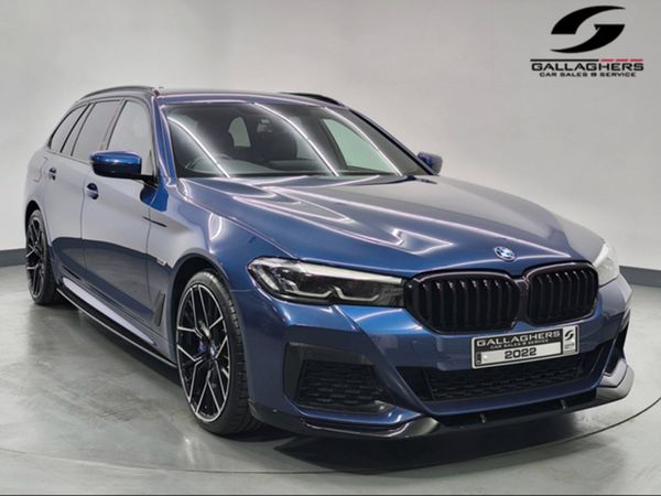 BMW 5-Series Estate, Petrol Plug-in Hybrid, 2022, Blue