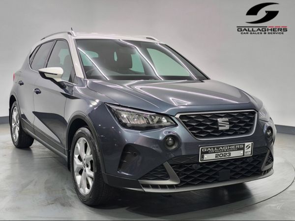 SEAT Arona Hatchback, Petrol, 2023, Grey