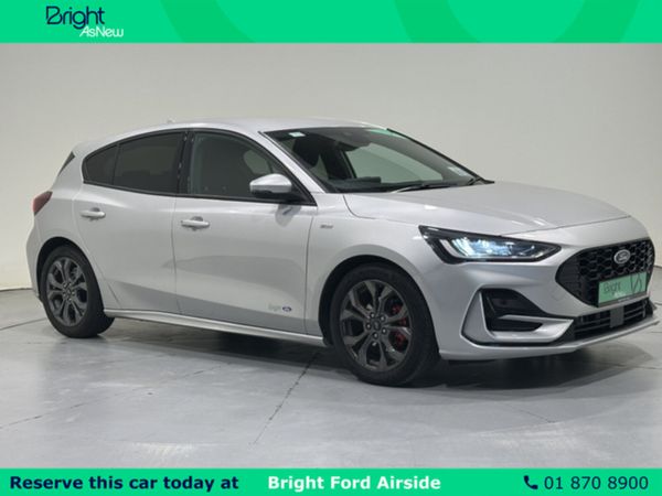 Ford Focus Hatchback, Petrol Hybrid, 2025, Grey