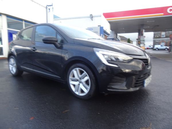 Renault Clio Hatchback, Petrol, 2022, Black