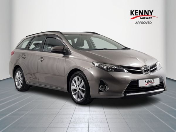 Toyota Auris Van, Diesel, 2014, Bronze