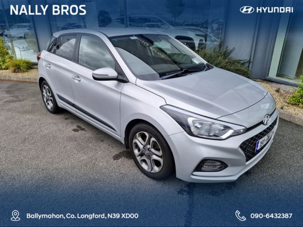 Hyundai i20 Hatchback, Petrol, 2019, Grey