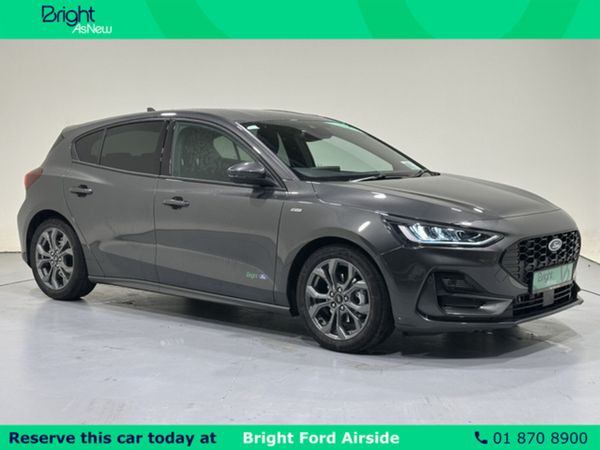 Ford Focus Hatchback, Petrol Hybrid, 2025, Grey