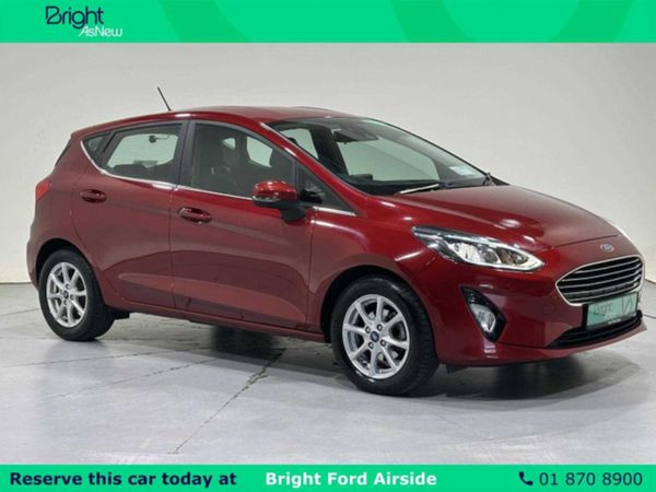 Ford Fiesta Hatchback, Petrol, 2018, Red