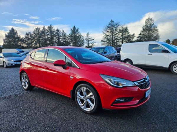 Opel Astra Hatchback, Diesel, 2017, Red