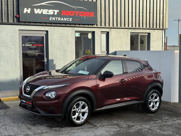 Nissan Juke MPV, Petrol, 2021, Red