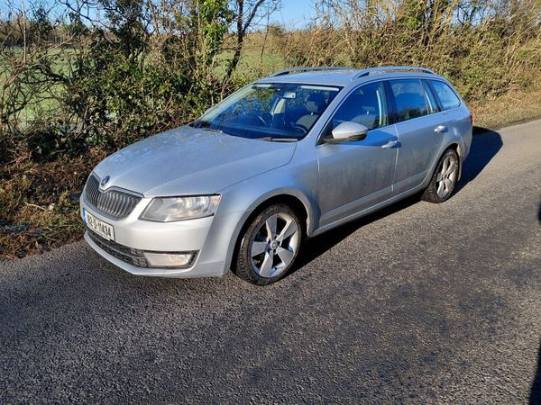 Skoda Octavia Estate, Diesel, 2016, Silver