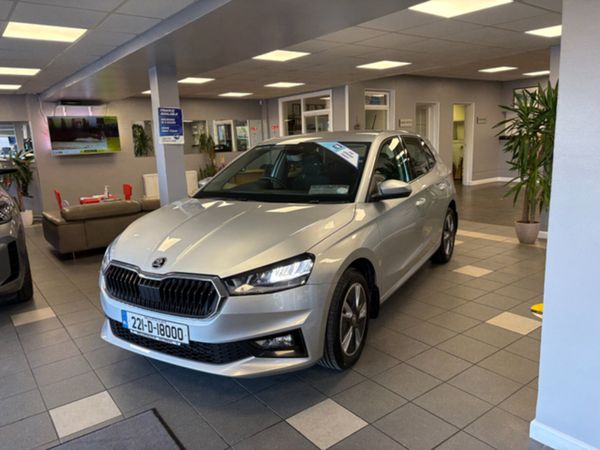 Skoda Fabia Hatchback, Petrol, 2022, Grey