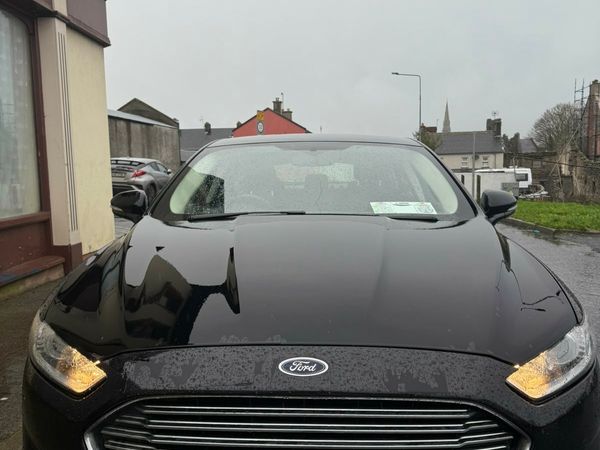 Ford Mondeo Hatchback, Diesel, 2017, Black