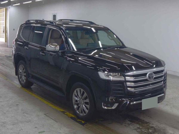 Toyota Land Cruiser SUV, Diesel, 2024, Black