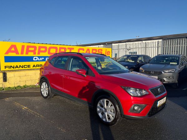 SEAT Arona Hatchback, Petrol, 2021, Red