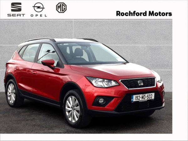 SEAT Arona Hatchback, Petrol, 2019, Red