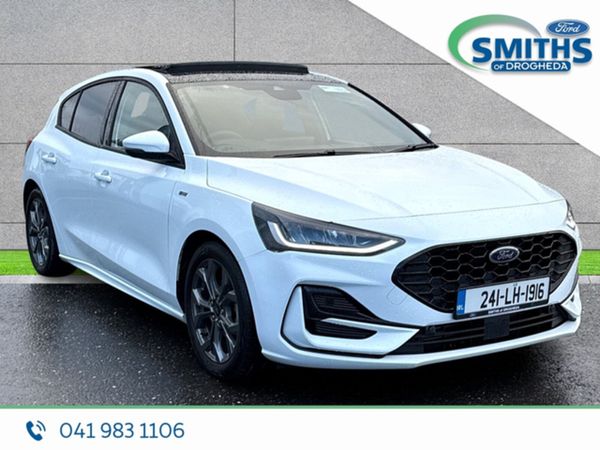 Ford Focus Hatchback, Petrol, 2024, White
