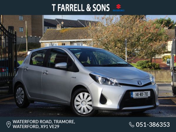 Toyota Yaris Hatchback, Petrol Hybrid, 2014, Silver