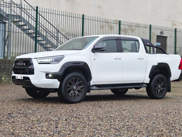 Toyota Hilux Pick Up, Diesel, 2022, White