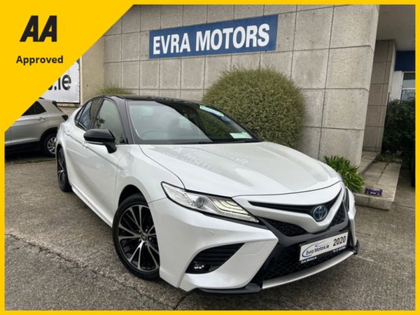 Toyota Camry Saloon, Petrol Hybrid, 2020, White