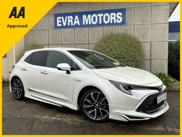Toyota Corolla Hatchback, Petrol Hybrid, 2018, White