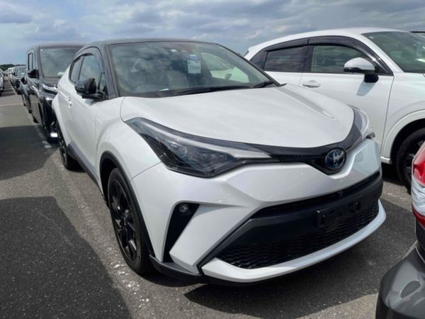 Toyota C-HR SUV, Petrol Hybrid, 2022, White