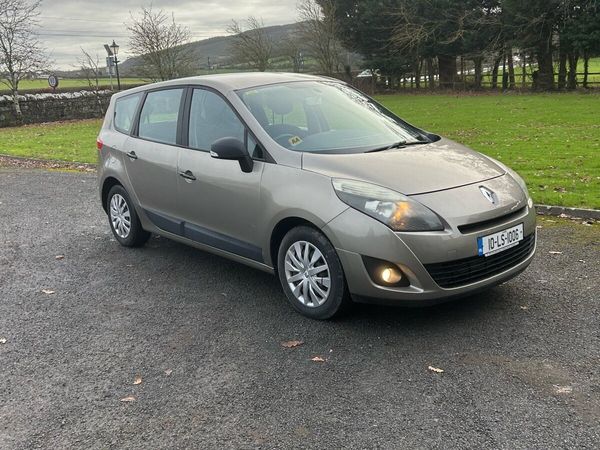 Renault Grand Scenic MPV, Diesel, 2010, Gold