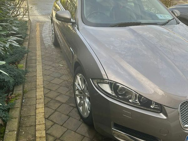 Jaguar XF Saloon, Diesel, 2012, Grey