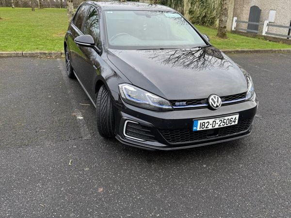 Volkswagen Golf Hatchback, Petrol Plug-in Hybrid, 2018, Black