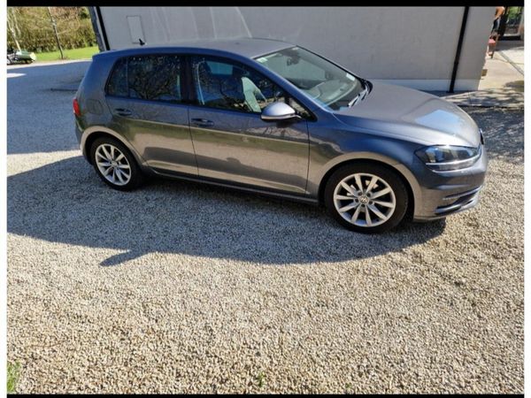 Volkswagen Golf Estate, Petrol, 2017, Black