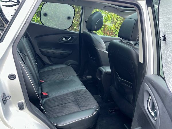 Renault Kadjar SUV, Petrol, 2016, Silver