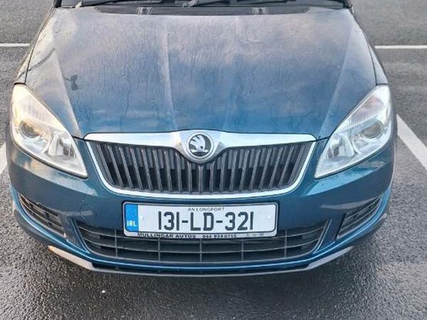 Skoda Fabia Hatchback, Diesel, 2013, Blue