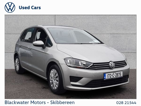 Volkswagen Golf Hatchback, Petrol, 2017, Silver