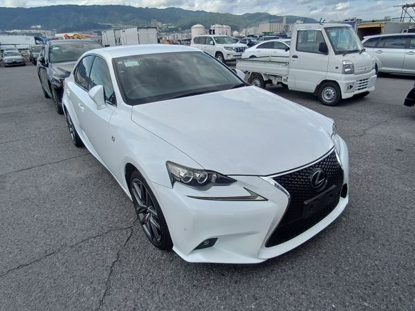 Lexus IS Saloon, Petrol Hybrid, 2015, White