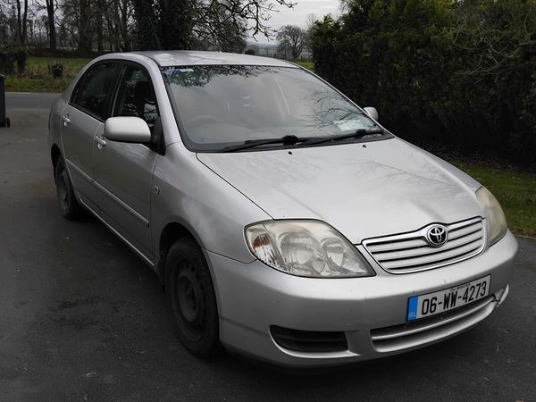 Toyota Corolla Saloon, Diesel, 2006, Silver
