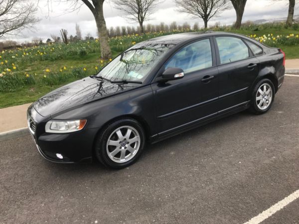 Volvo S40 Saloon, Diesel, 2012, Black