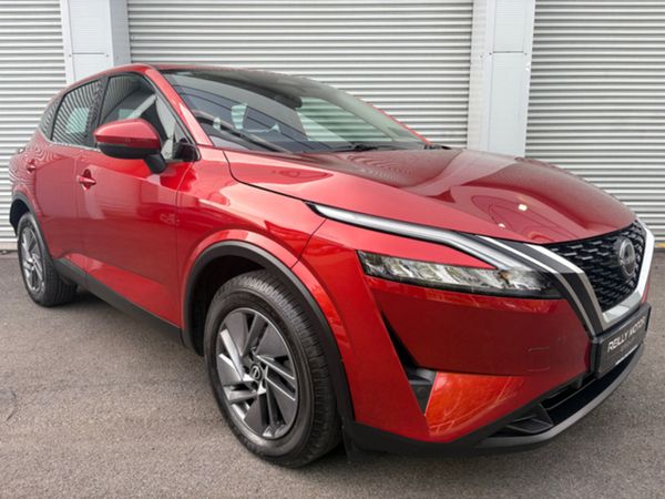 Nissan Qashqai SUV, Petrol, 2022, Red