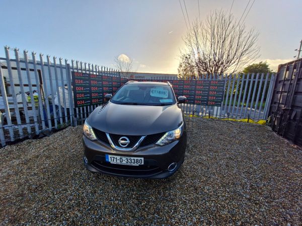 Nissan Qashqai SUV, Diesel, 2017, Brown