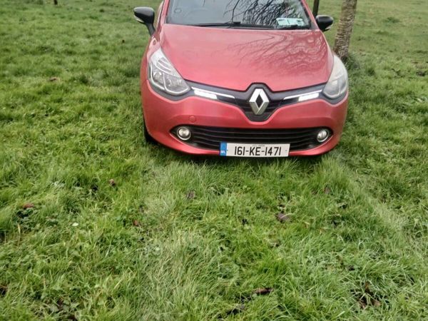 Renault Clio Hatchback, Diesel, 2016, Red