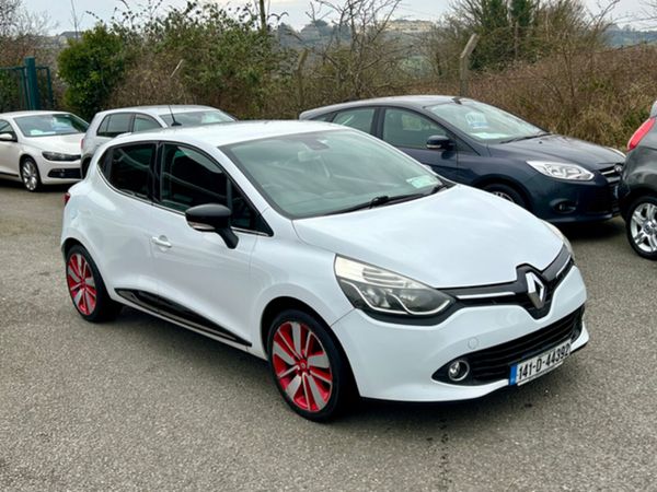 Renault Clio Hatchback, Petrol, 2014, White