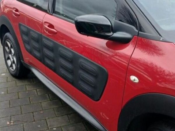 Citroen C4 Cactus Hatchback, Petrol, 2015, Red