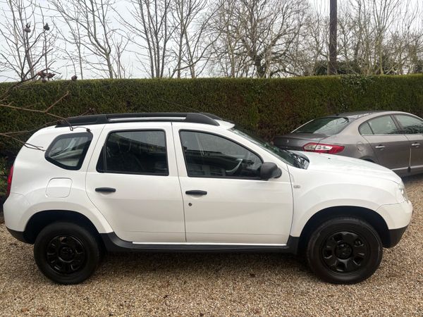 Dacia Duster SUV, Diesel, 2014, White