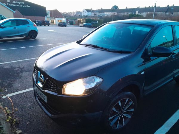 Nissan Qashqai Hatchback, Diesel, 2013, Black