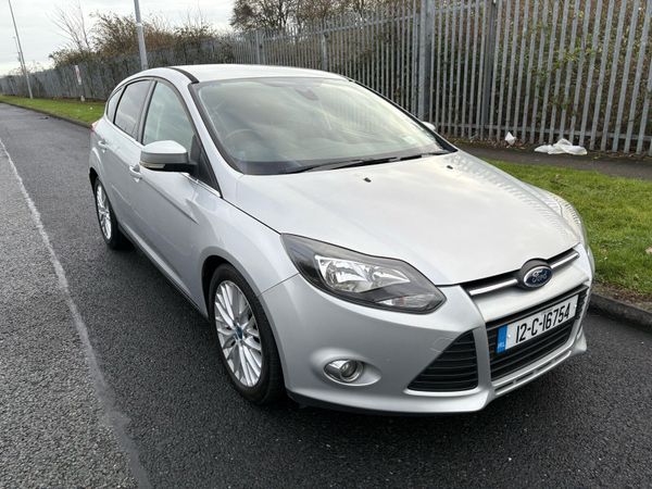 Ford Focus Hatchback, Diesel, 2012, Silver