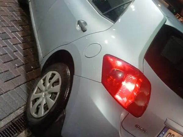 Toyota Auris Hatchback, Diesel, 2008, Blue