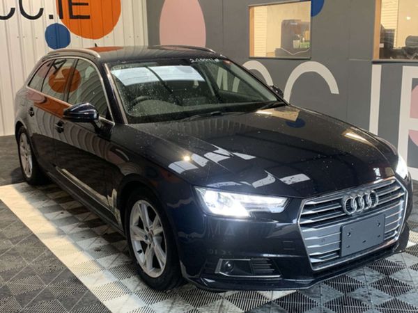 Audi A4 Estate, Petrol, 2018, Blue
